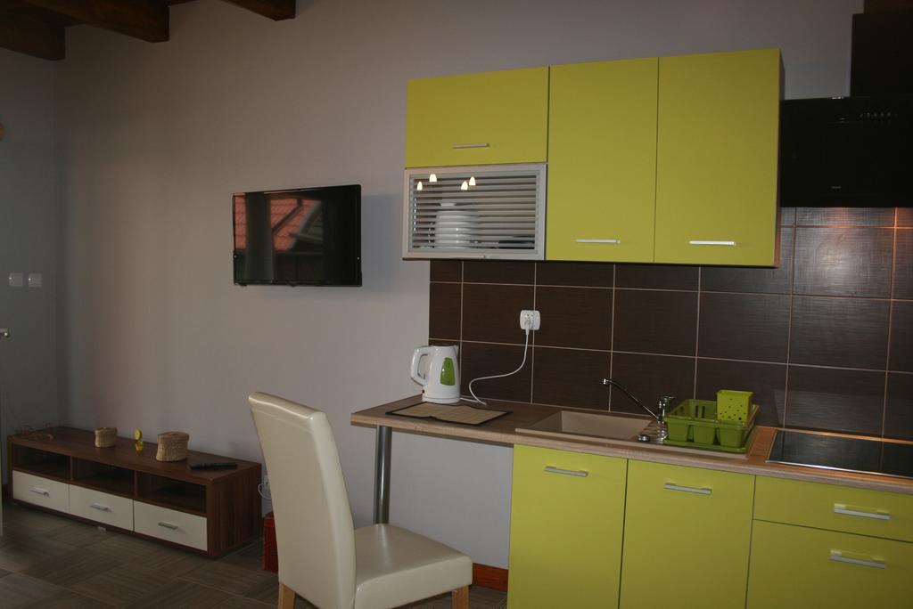 Chrzanowo Apartamenty Jasmin I Lilia Jez. Sunowo Kolo Elku מראה חיצוני תמונה